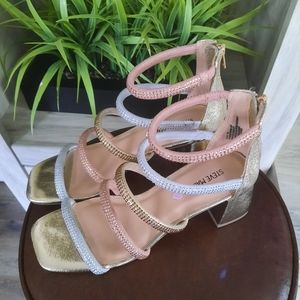 STEVE MADDEN GIRLS JLUCYY DRESS SHOE - MULTICOLOR size Youth 5 Womens 6